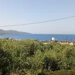 Holiday home Dimitra's Garden *