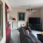 Dimitra's Garden Holiday home *
