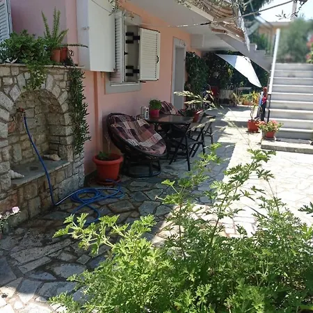 Dimitra's Garden * Καλαμάτα
