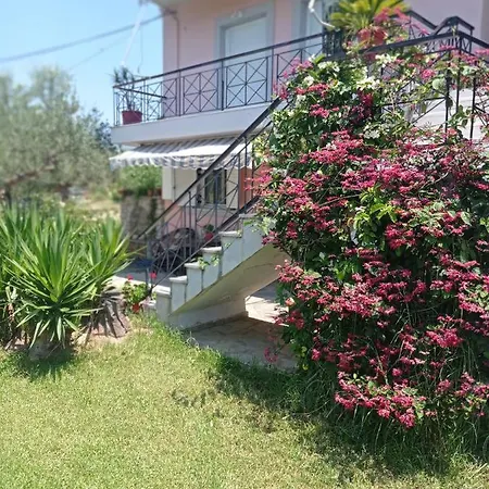 Dimitra's Garden Σπίτι διακοπών