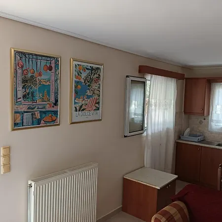 Vakantiehuis Dimitra's Garden *